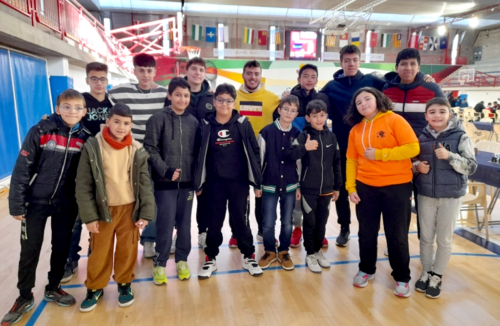 Escolares de Totana participan en la Jornada de la Final Regional Escolar de Ajedrez