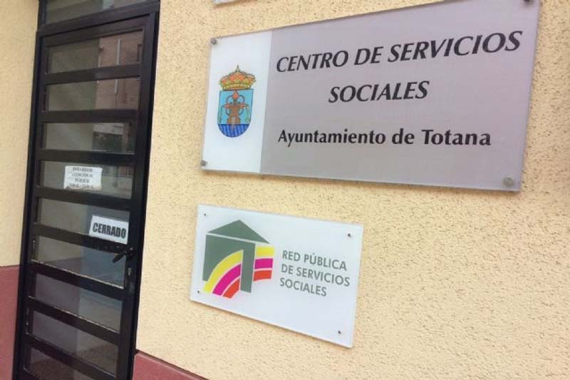 Adjudican el nuevo contrato de servicios de los Centros de Da para Personas Mayores Dependientes de Totana.