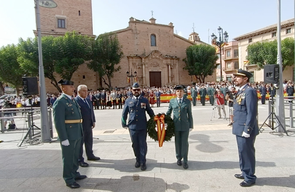 Totana celebra el Da de la Fiesta Nacional con el tradicional Homenaje a la Bandera 