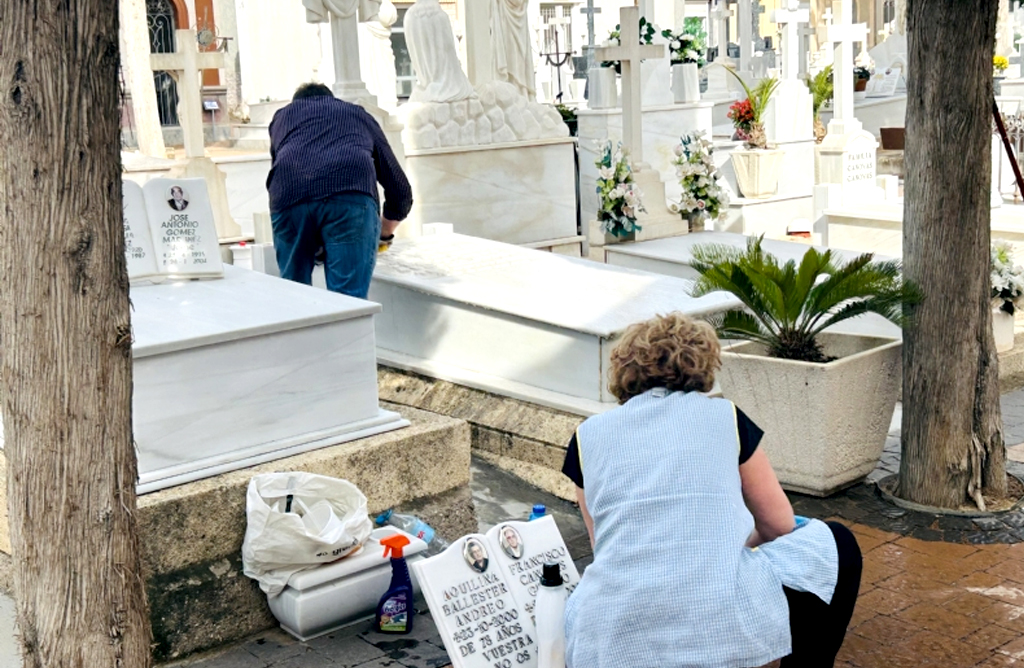Arranca el dispositivo de servicios, seguridad y emergencias en el Cementerio Municipal