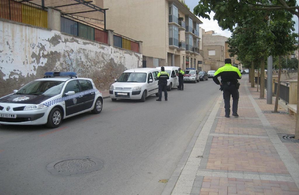 La Polica Local detiene a cuatro personas en los ltimos das entre el 5 y 7 de junio.