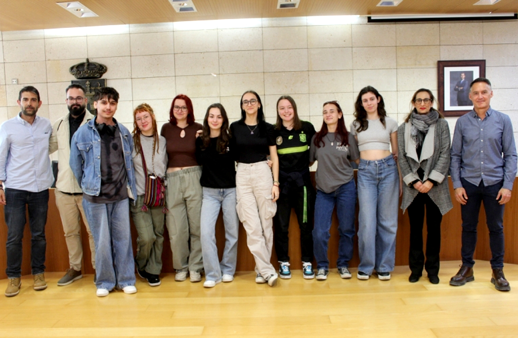 Ocho estudiantes eslovacos de espaol visitan Totana 