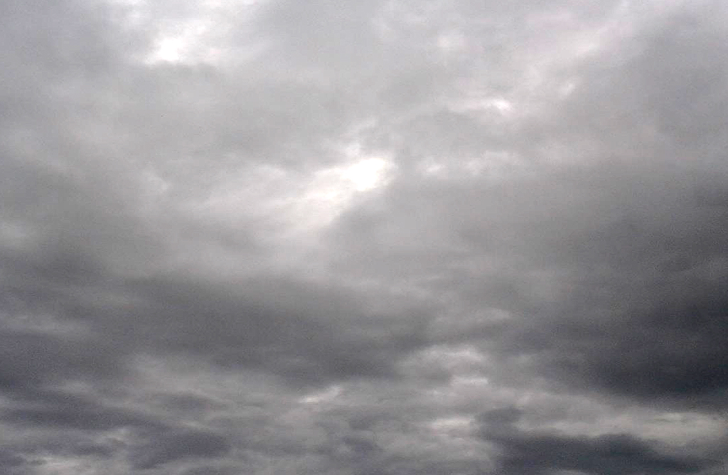 Cielos nubosos, con baja probabilidad de lluvia, cubrirn hoy la Regin