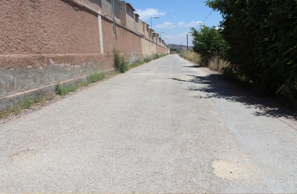 Cortardo desde este jueves 18 de Junio el Camino del Cementerio por obras para su rehabilitacin y pavimentacin.