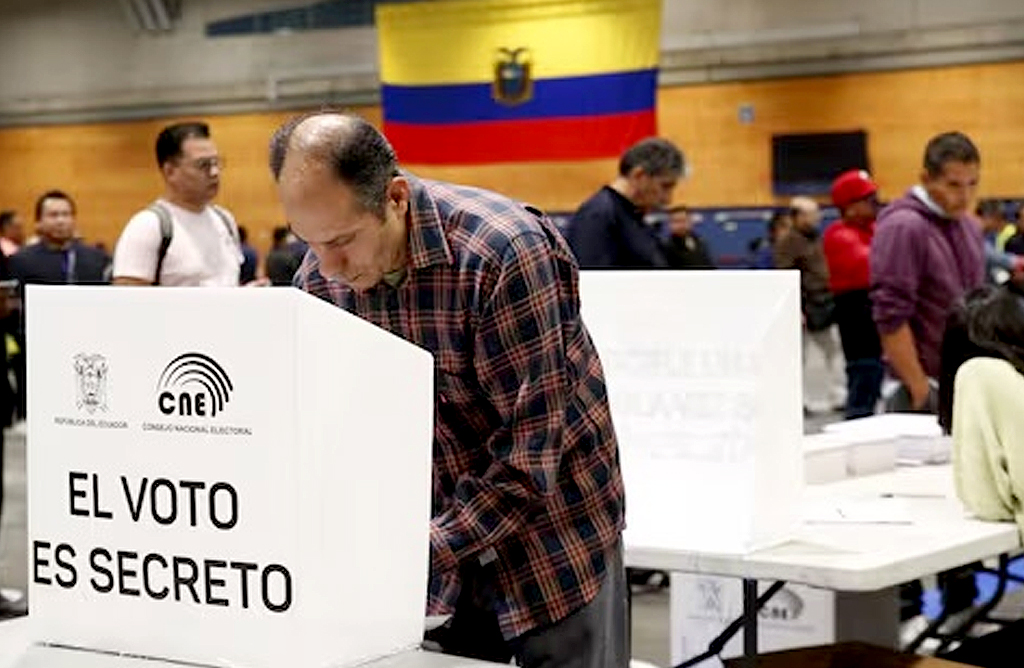 Ms de 4.100 ecuatorianos residentes en Totana podrn votar el domingo en las elecciones presidenciales de su pas